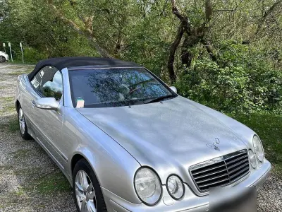 Gebraucht Mercedes CLK230 Elegance 197 PS (144 kW) 2002 Silber Cabrio