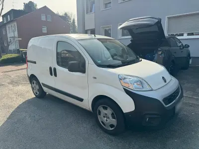 Gebraucht Fiat Fiorino 90 PS (66 kW) 2019 Weiß Van / Kleinbus