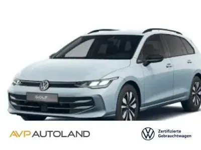 Gebraucht VW Golf VIII Goal 116 PS (85 kW) 2025 Crystal ice blue Kombi