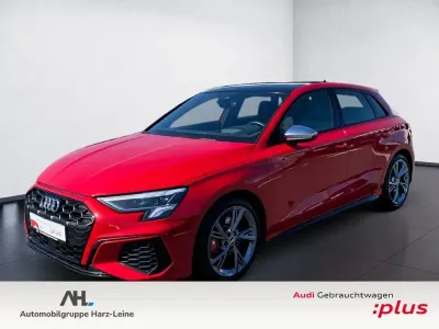 Gebraucht Audi S3 Ambiente 310 PS (228 kW) 2022 Tangorot metallic Limousine