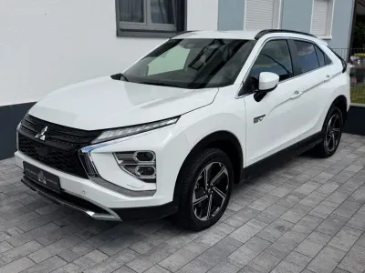 Gebraucht Mitsubishi Eclipse Cross Plus 188 PS (138 kW) 2022 Weiß SUV