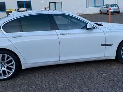 BMW 750