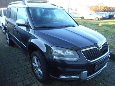 Schwarz Gebraucht 2015 Skoda Yeti Outdoor Elegance SUV | 12.000 €