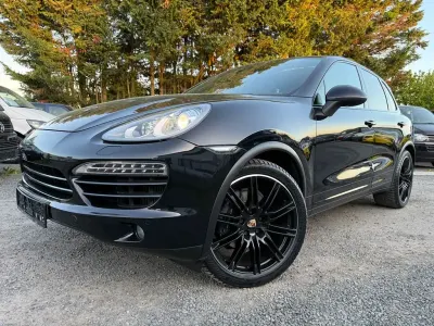 Usata Porsche Cayenne Platinum Edition 245 CV (180 kW) 2014 Nero SUV