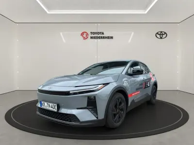 Begagnad Toyota C-HR+ 164 kW (224 HK) 2026 Grå SUV