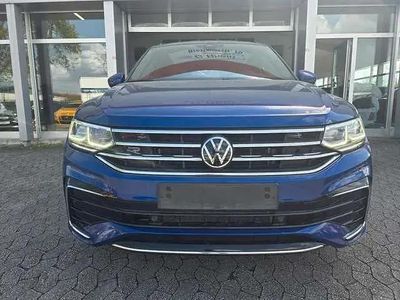 Second-hand VW Tiguan R-line 150 CP (110 kW) 2023 Albastru SUV