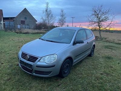 Silber Gebraucht 2006 VW Polo Trendline Limousine | 1.700 € (Guter Preis)