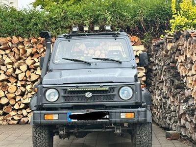 Suzuki Samurai