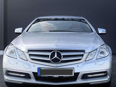 Silber Gebraucht 2011 Mercedes E250 Avantgarde Coupé | 7.000 € (Superpreis)