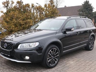 Schwarz Gebraucht 2015 Volvo XC70 Linje Svart Limousine | 30.930 € (Teuer)