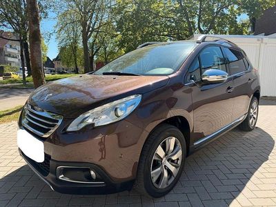 Usata Peugeot 2008 Active 120 CV (88 kW) 2014 Marrone SUV