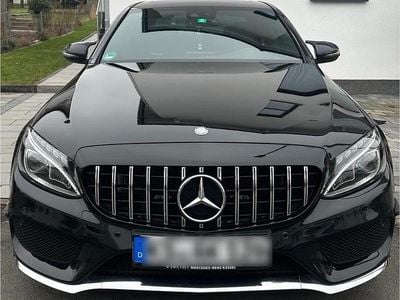 Schwarz Gebraucht 2017 Mercedes C250 Limousine | 24.700 € (Fairer Preis)