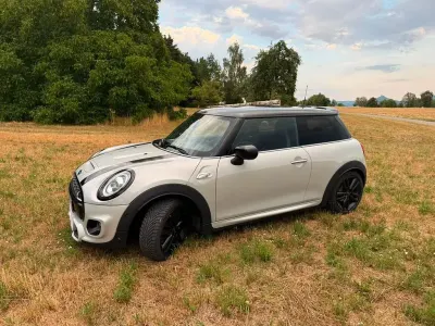 Gebraucht Mini John Cooper Works 178 PS (130 kW) 2020 Silber Kleinwagen