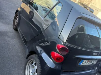 Gebraucht Smart ForTwo Coupé Pure 61 PS (44 kW) 2010 Schwarz Coupé