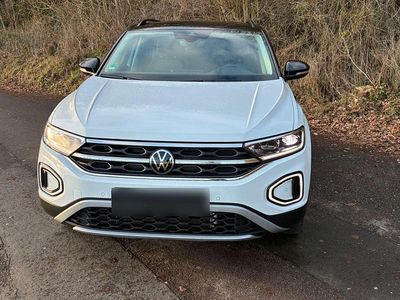 Gebraucht VW T-Roc Style 150 PS (110 kW) 2023 Weiß SUV
