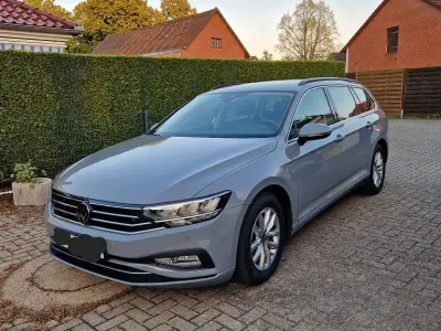 Gebraucht VW Passat Business 150 PS (110 kW) 2024 Grau Kombi