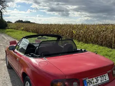 Gebraucht Mazda MX5 116 PS (85 kW) 1992 Rot Cabrio