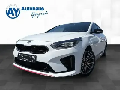 Gebraucht Kia ProCeed GT GT-Line 204 PS (150 kW) 2019 Weiß Kleinwagen
