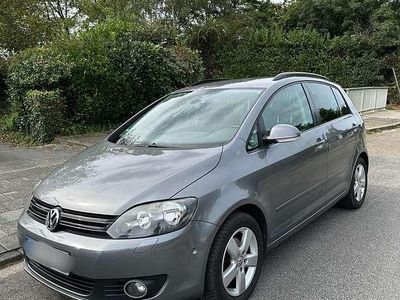 Gebraucht VW Golf VI Comfortline 105 PS (77 kW) 2011 Kleinwagen