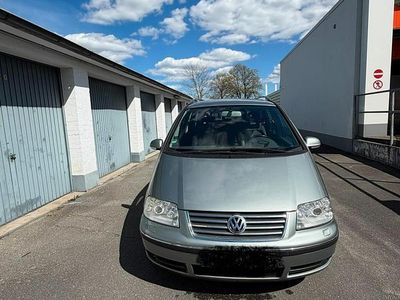 Second-hand VW Sharan 116 CP (85 kW) 2005 Verde Monovolum
