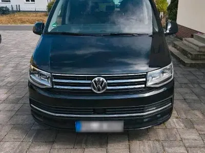 Gebraucht VW Multivan 204 PS (150 kW) 2017 Schwarz Van / Kleinbus