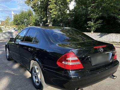 Gebraucht Mercedes E240 177 PS (130 kW) 2003 Schwarz Limousine