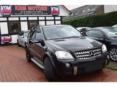 Obsidianschwarz Gebraucht 2008 Mercedes ML350 SUV | 15.990 €
