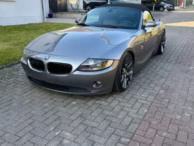 Usata BMW Z4 Performance 170 CV (125 kW) 2005 Grigio Cabrio
