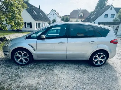 Gebraucht Ford S-MAX S 140 PS (102 kW) 2011 Silber Van / Kleinbus