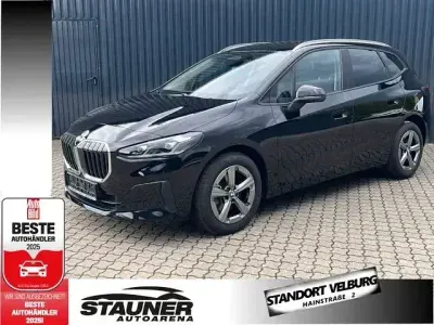 Gebraucht BMW 218 Active Tourer 150 PS (110 kW) 2024 Schwarzuni Van / Kleinbus