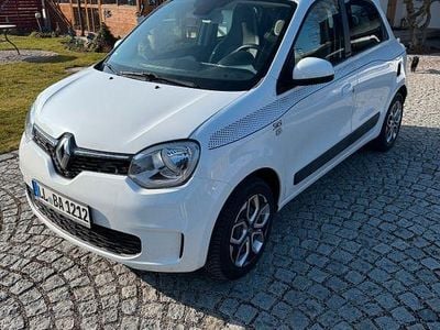 Usado Renault Twingo Zen 60 kW (82 HP) 2021 Branco Citadino