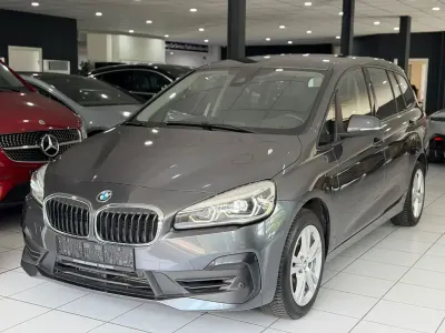 Gebraucht BMW 218 Gran Tourer Advantage 140 PS (102 kW) 2020 Grau Van / Kleinbus