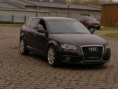 Second-hand Audi A3 S-Line 105 CP (77 kW) 2012 Maro Hatchback