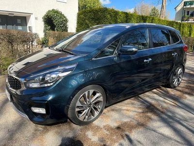 Gebraucht Kia Carens Spirit 141 PS (103 kW) 2016 Blau Van / Kleinbus