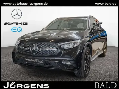 Używany Mercedes GLC300 AMG 258 KM (189 kW) 2024 Czarny SUV