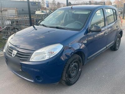 Gebraucht Dacia Sandero 74 PS (54 kW) 2009 Blau Kleinwagen