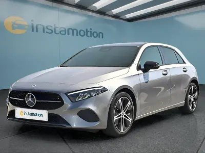 Gebraucht Mercedes A180 136 PS (100 kW) 2024 Grau Limousine