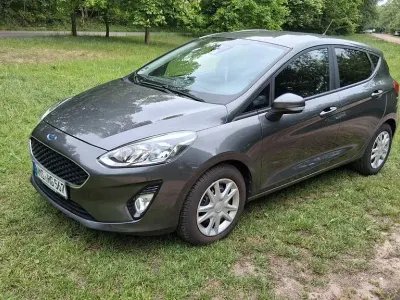 Gebraucht Ford Fiesta Cool & Connect 86 PS (63 kW) 2018 Grau Kleinwagen