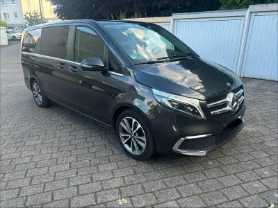 Second-hand Mercedes V300 Avantgarde 239 CP (175 kW) 2020 Negru Monovolum