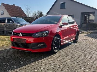 Gebraucht VW Polo Life 90 PS (66 kW) 2014 Rot Limousine