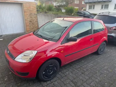 Gebraucht Ford Fiesta Viva 69 PS (50 kW) 2003 Rot Kleinwagen