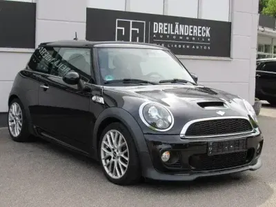 Gebraucht Mini Cooper SD 143 PS (105 kW) 2014 Schwarz Kleinwagen