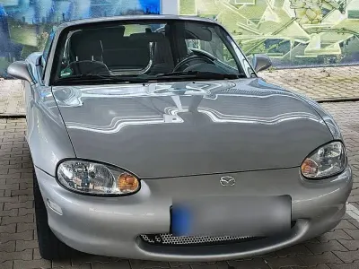 Gebraucht Mazda MX5 110 PS (80 kW) 2000 Silber Cabrio
