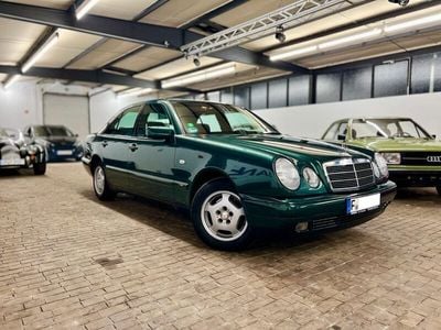 Mercedes E220
