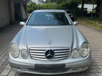 Mercedes E270
