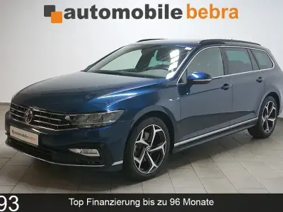 Gebraucht VW Passat 200 PS (147 kW) 2024 Aquamarinblau Kombi