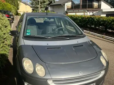 Używany Smart ForFour Pure 75 KM (55 kW) 2006 Szary Hatchback