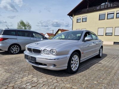 gebraucht Jaguar X-type 2.5 V6 Executive / Klima/ 8 Fach