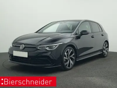 Usata VW Golf VIII R-line 150 CV (110 kW) 2024 Nero Berlina