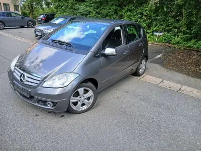 Gebraucht Mercedes A180 Avantgarde 109 PS (80 kW) 2010 Grau Limousine